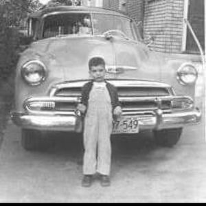 Meet your Posher, Max